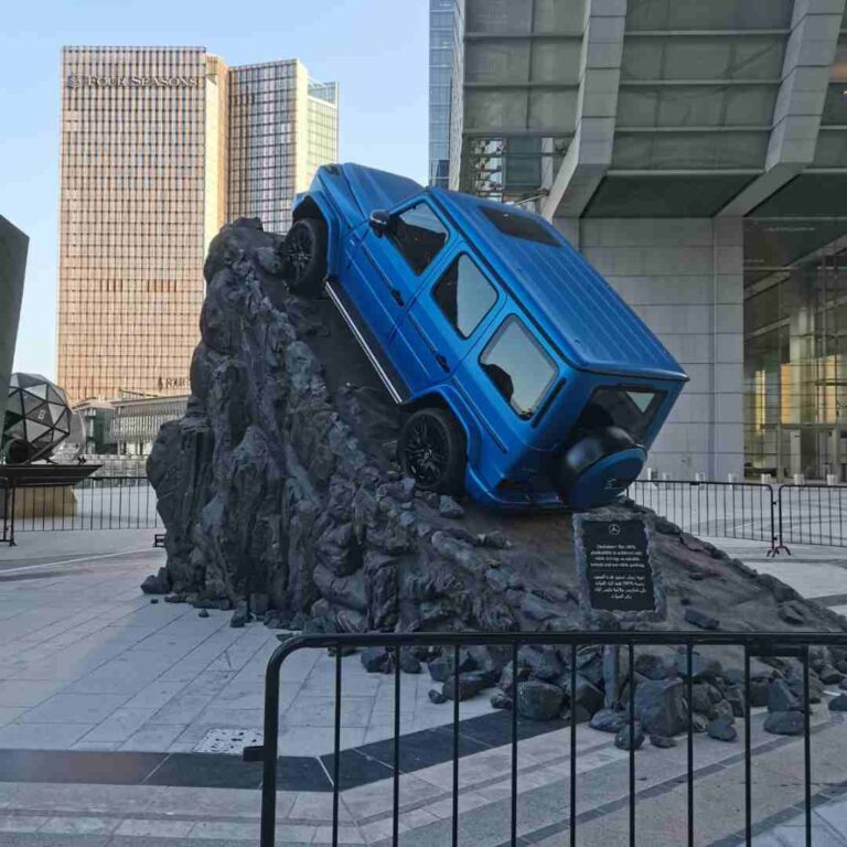 Benz-Display-on-Artifical-Rocks